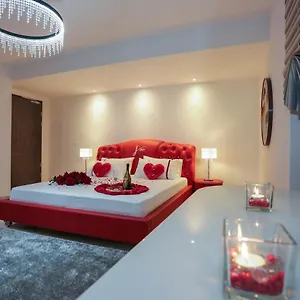 J'me Boutique - Adults Only Szálloda San Ġiljan